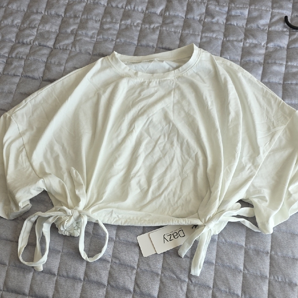 Dazy Cream Tie-Hem Crop Top - Women's
